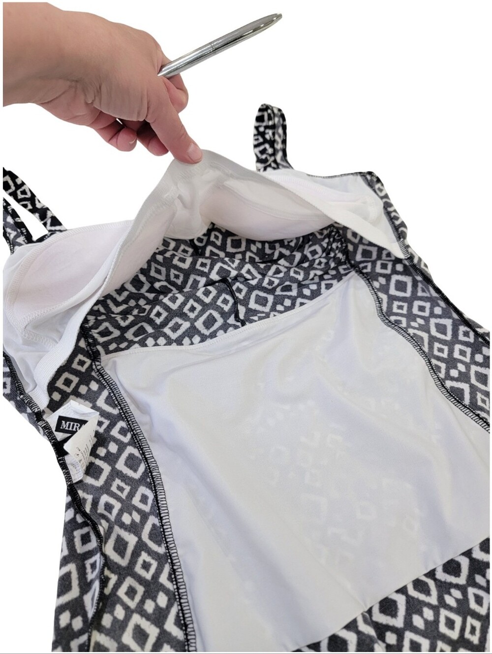 Miraclesuit Black White Geometric One Piece Swimsuit Size 16 (see measurements) - Picture 8 of 16